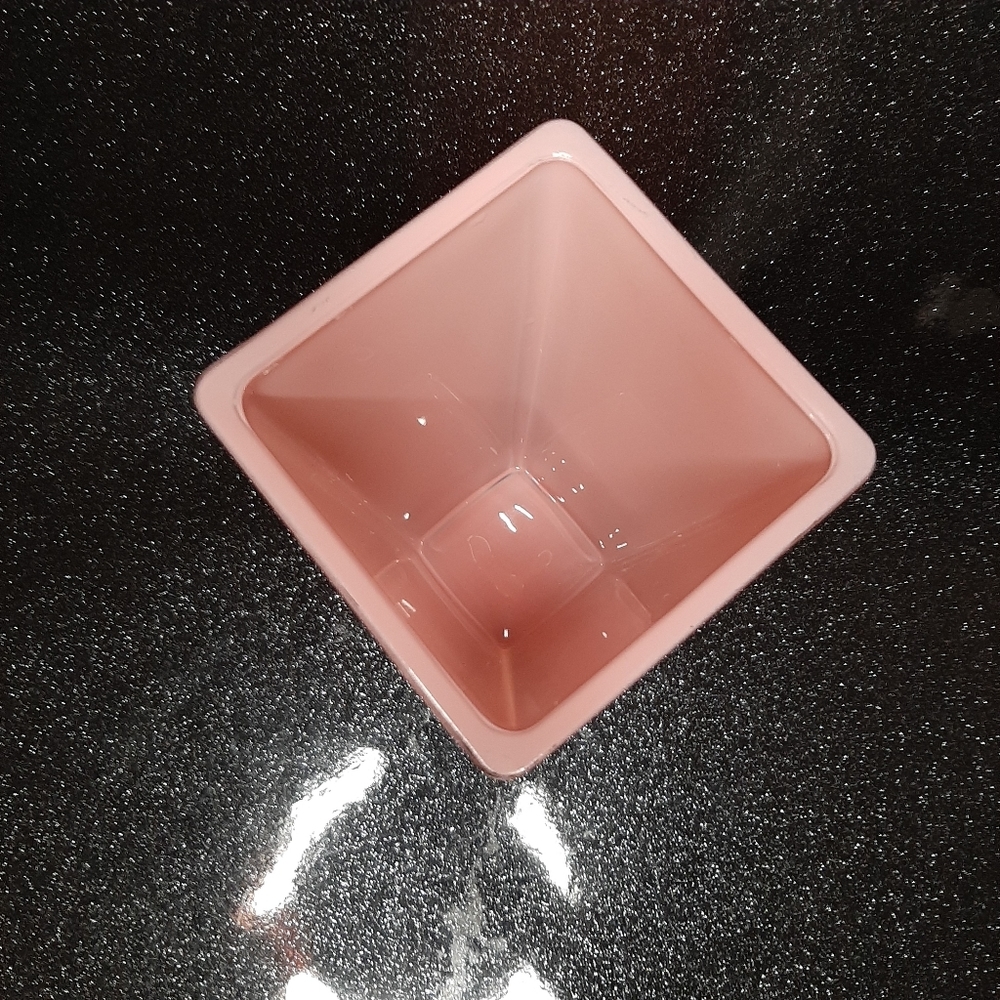 Pink Glass Flower Vase. - Picture 3 of 6